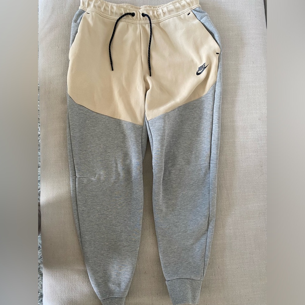 Nike Sportswear Tech Fleece